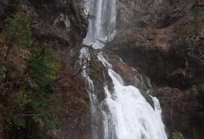 chorros nacimiento del rio mundo